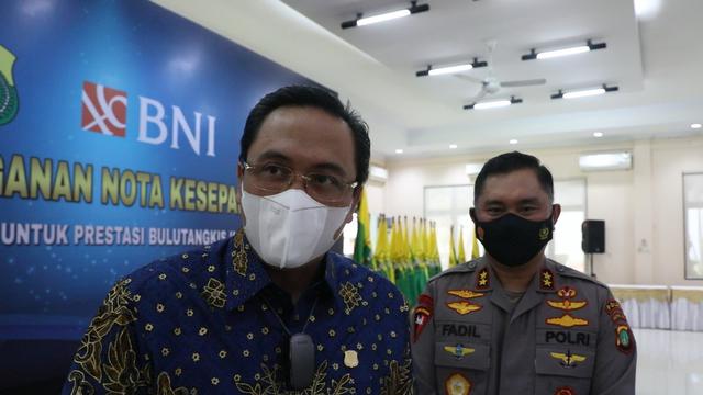 Ketua Umum PP PBSI Agung Firman Sampurna bersama Sekretaris Jenderal Muhammad Fadil Imran