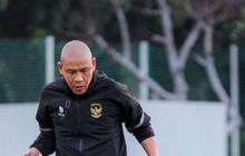 FOTO: Aksi Nova Arianto Pimpin Latihan Perdana Timnas Indonesia U-16 di Lapangan B SUGBK