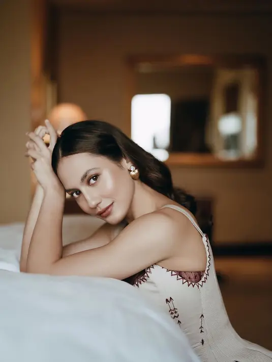 (Instagram/pevpearce)