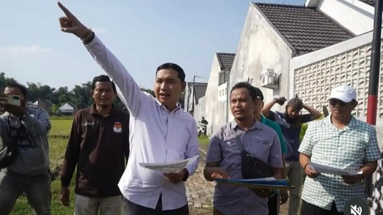 Wakil Wali Kota Madiun F. Bagus Panuntun resmi ditunjuk sebagai Pelaksana Tugas (Plt) Wali Kota Madiun.