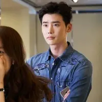 Drama W yang dibintangi Lee Jong Suk dan Han Hyo Joo. Foto: via viutv.eu