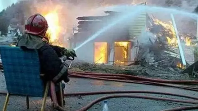 10 Potret Nyeleneh Orang Mager saat Jalani Aktivitas, Aksinya Kocak