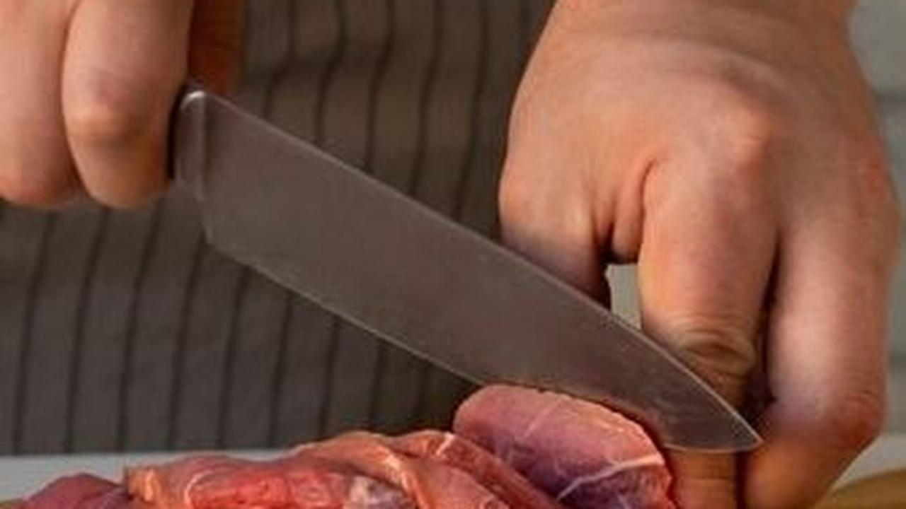 Dengan metode ini, kamu tidak hanya menghemat waktu, tetapi juga gas yang digunakan untuk memasak.