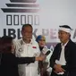 Pasangan calon gubernur dan wakil gubernur Deddy Mizwar-Dedi Mulyadi. (Liputan6.com/Huyogo Simbolon)