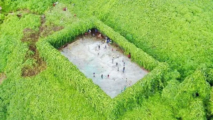 Photo: Copyright ossitycentral.com