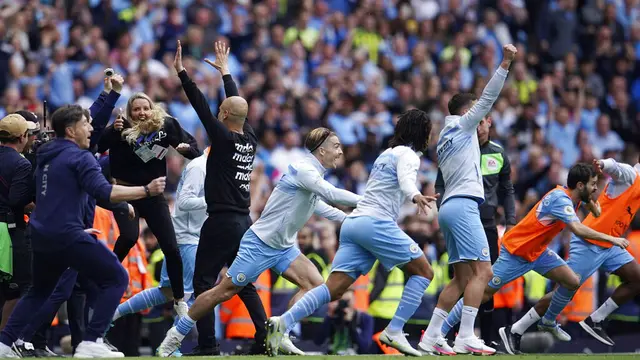 Foto: Steven Gerrard Gagal Bantu Liverpool, Manchester City Akhirnya Juara Liga Inggris Musim 2021 / 2022