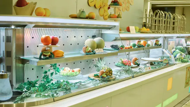 Wisata Legendaris yang Wajib Dikunjungi di Shinjuku Jepang, dari Restoran Kari hingga Toko Buah Sultan