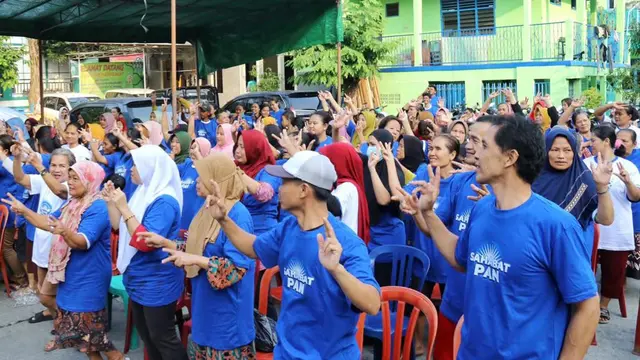 Ratusan pedagang Jakarta Barat mendeklarasikan mendukung Partai Amanat Nasional (PAN) pada Pemilu 2024 mendatang.