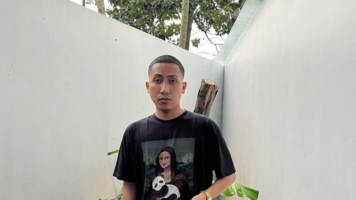 Profil dan Agama Aby Respati, Seorang Waria yang Memilih Hijrah dan ...