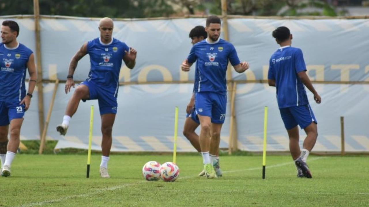 Persib Bandung Sesuaikan Jadwal Latihan Malam Ramadan, Jaga Performa Puncak