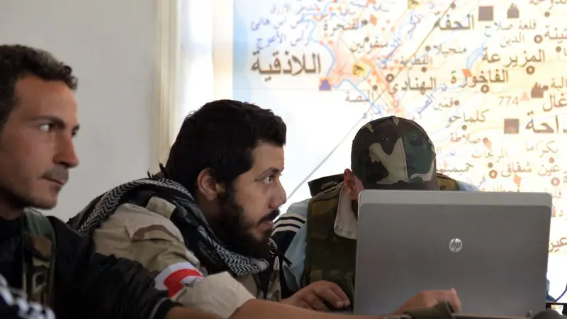 Pakai Akun Gadis Seksi, Hacker Kelabui Kelompok Militan Suriah 
