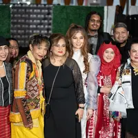 Frida Aulia dan Desainer Indonesia di Fashion Institute of Technology New York (Istimewa)