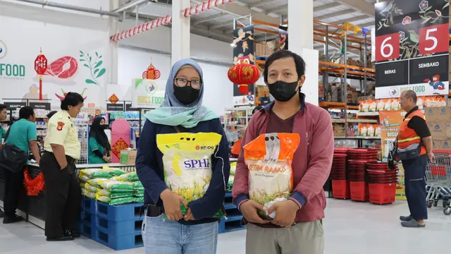 Stok Beras Cukup dan Harga Mulai Stabil