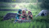 Anak pramuka  (sumber: Pixabay)