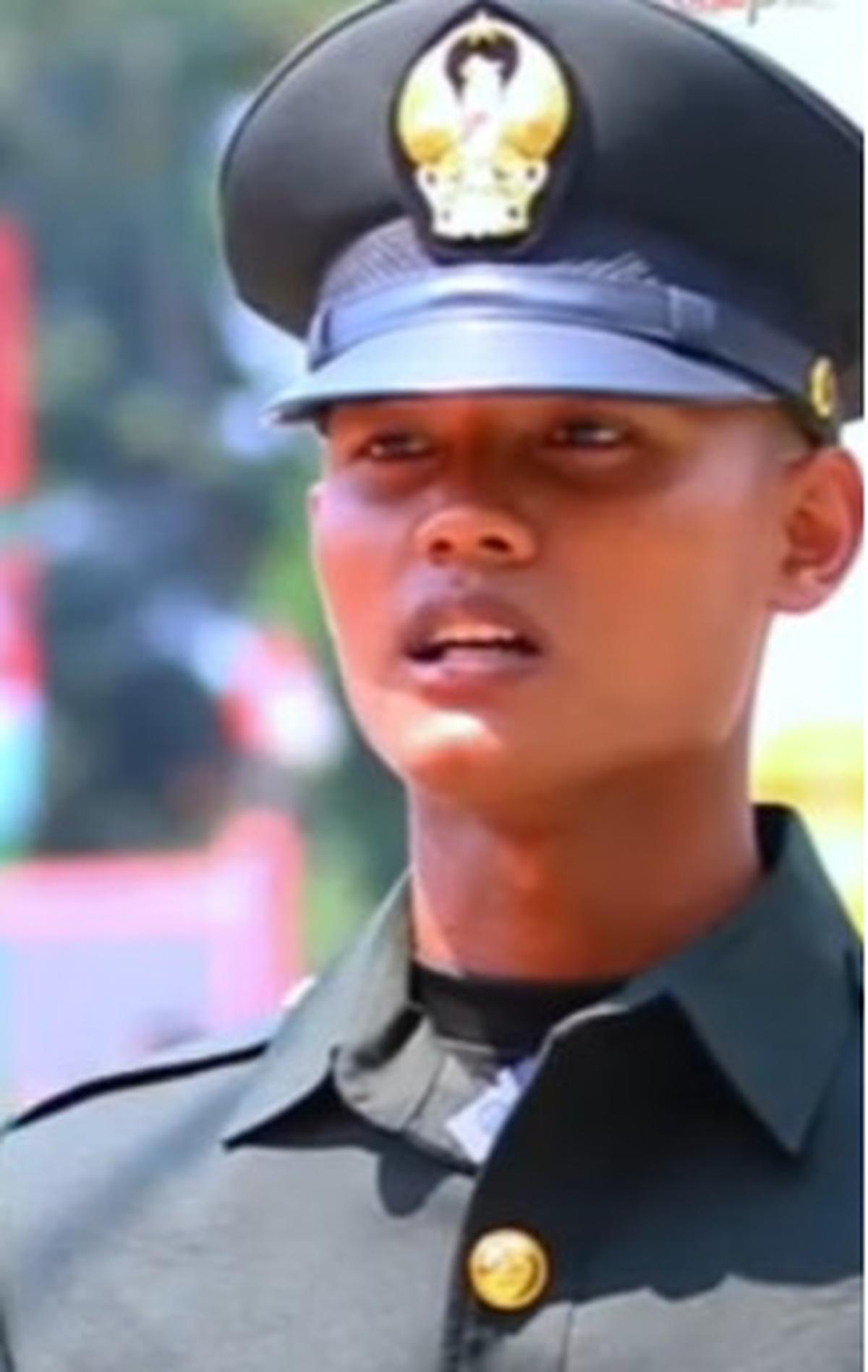 Sang Ibu Menghilang dan Bapak Meninggal Dunia, Pria Ini Lulus Jadi TNI AD