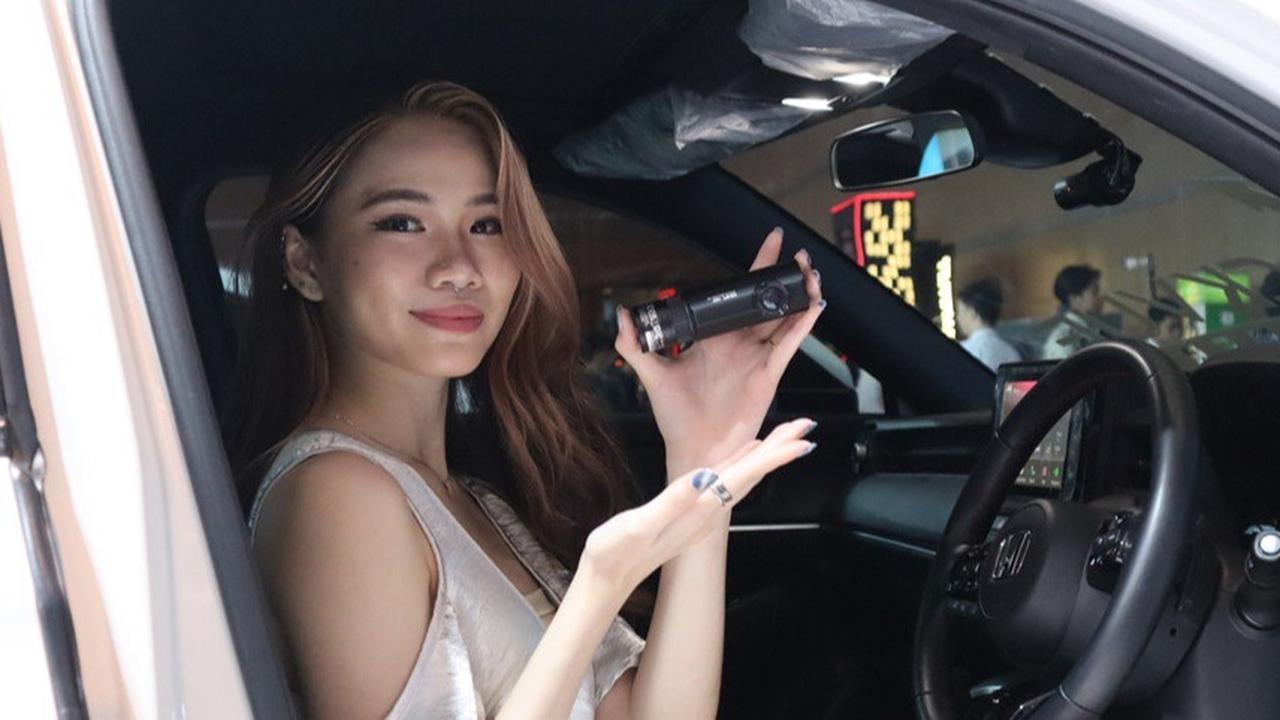 BlackVue ELITE 8: Dashcam Canggih yang Bisa Rekam Warna Meski Gelap Total