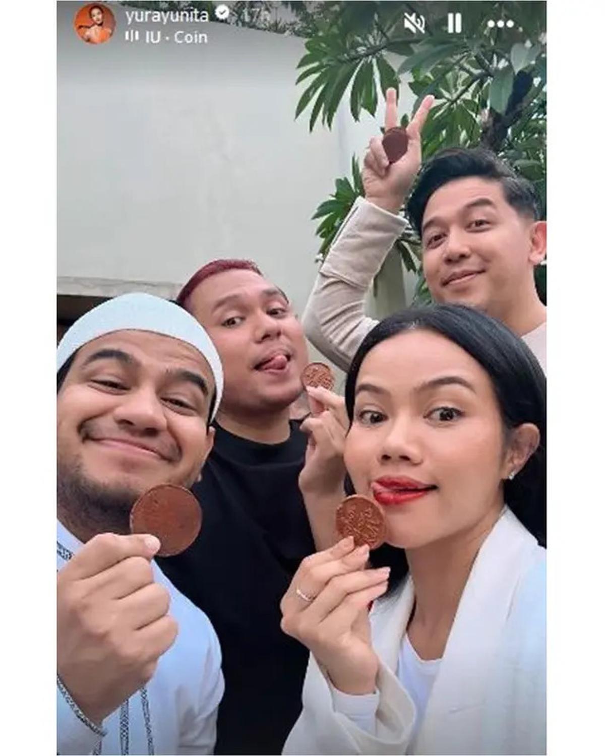 7 Potret Tamu Artis di Tasyakuran 7 Bulanan Mahalini, Lyodra Gandeng Randy Martin