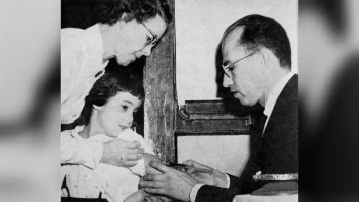 Jonas Salk, penemu vaksin polio suntik (IPV) (Wikipedia/Public Domain)