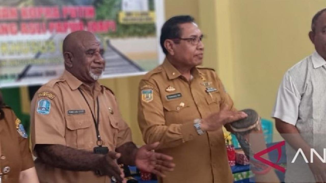 Kopra Putih Biak Numfor: Rahasia Pembakar Lemak dan Otak Sehat? Pemkab Latih 30 Warga Papua
