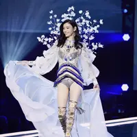 Ming Xi, supermodel oriental punya off-duty look yang bikin orang terkagum-kagum. (Sumber foto: mingxi11/instagram)