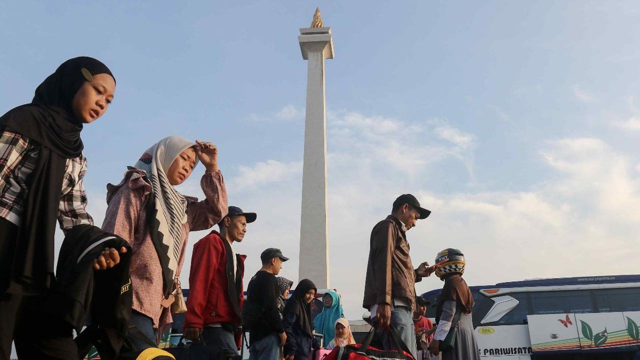 FOTO: 12 Ribu Peserta Mudik Gratis Pemprov DKI Diberangkatkan ke Kampung Halaman dengan 279 Bus