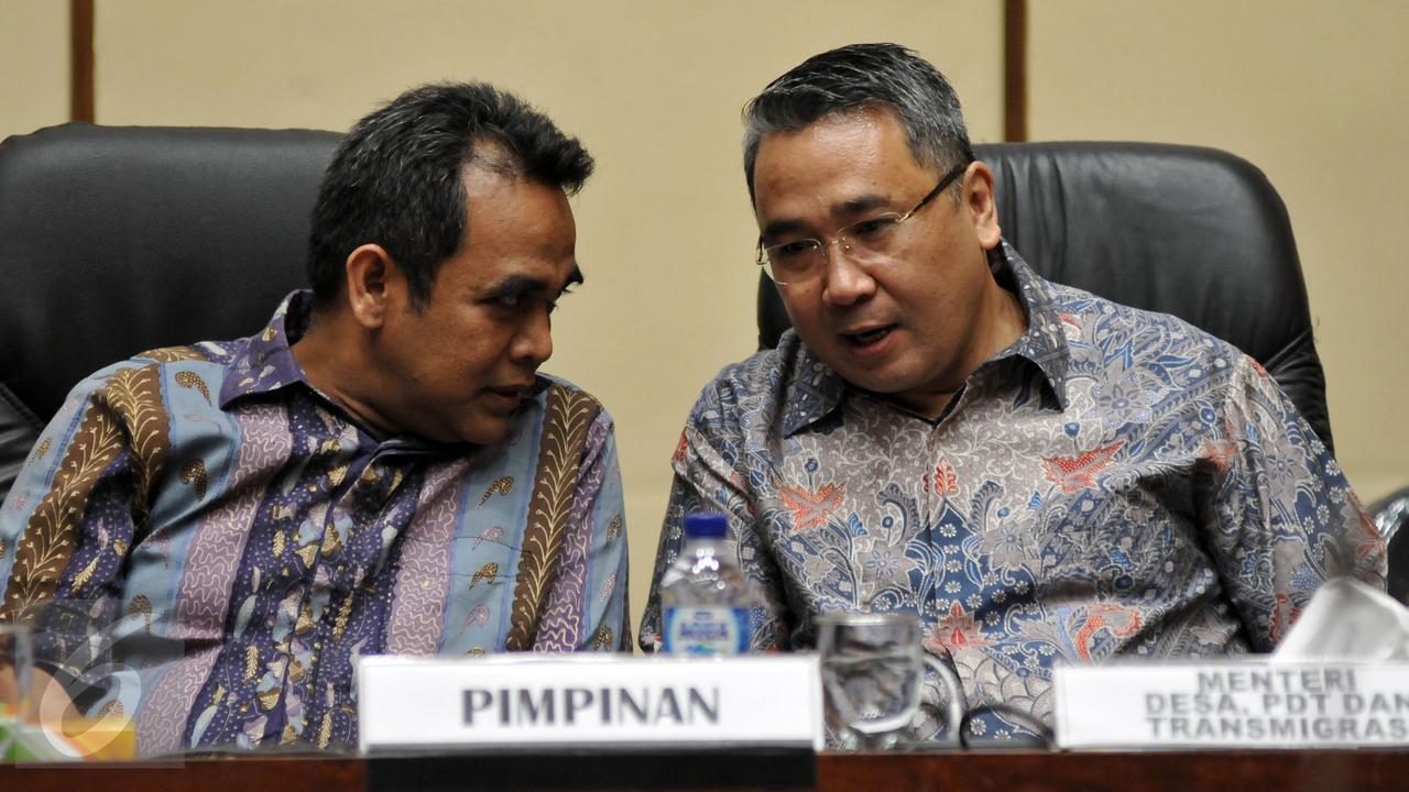 20160728-Menteri Desa Ikuti Bedah Buku Karya Fary Djemy Francis