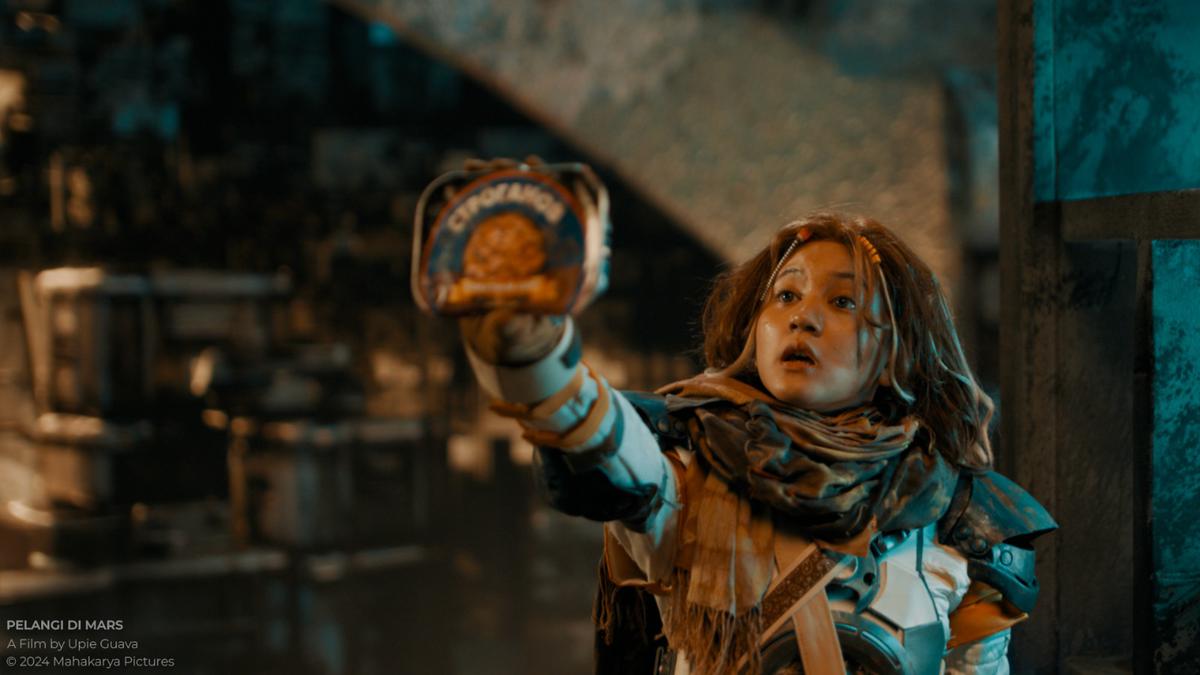 Film Pelangi di Mars Gabungkan Teknologi Hybrid dan Kisah Keluarga, Dibintangi Lutesha dan Rio Dewanto