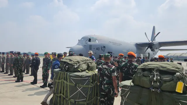 Panglima TNI Jenderal Agus Subiyanto mengirimkan sejumlah alat untuk menurunkan barang bantuan dari ketinggian dengan metode airdrop ke pemerintahan Yordania yang bakal dikirimkan ke warga Gaza Palestina.