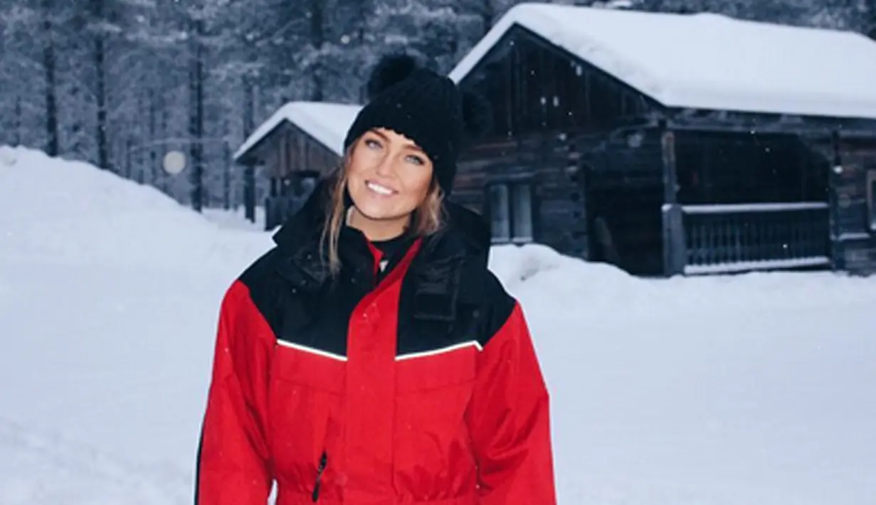 Hubungan Perrie dan pemain sepak bole itu mulai tersiar sejak bulan November 2016 lalu, saat keduanya tengah terlihat bersama hadir di sebuah acara. (Instagram/Perrieedwards)