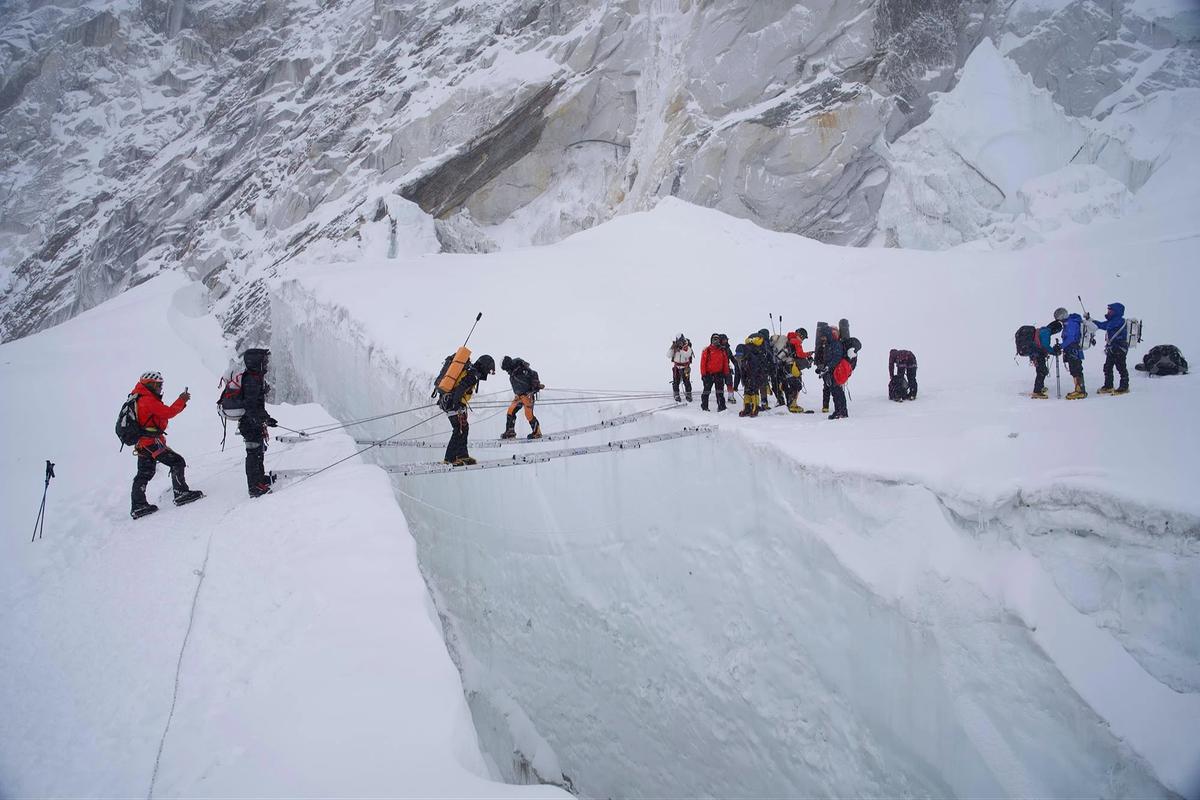 FOTO: Musim Pendakian Everest Kembali Bergeliat