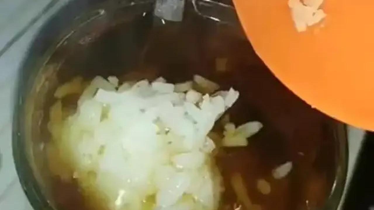 10 Potret Kocak Orang Minum Es Teh di Cuaca yang Panas Ini Bikin Tepuk Jidat