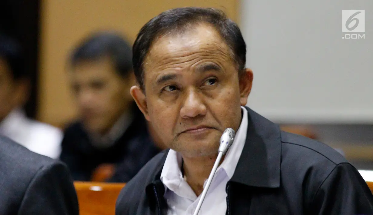 Ketua BNN Heru Winarko saat mengikuti rapat dengan Komisi III DPR di Kompleks Parlemen, Jakarta, Rabu (12/6/2019). Rapat tersebut membahas Rencana Kerja dan Anggaran (RKA) K/L Tahun Anggaran 2020. (Liputan6.com/JohanTallo)