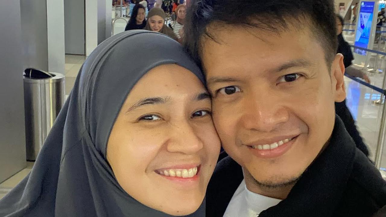 Potret Dhini Aminarti dan Dimas Seto yang Makin Romantis ( IG @dimasseto_1 @dhiniaminarti)