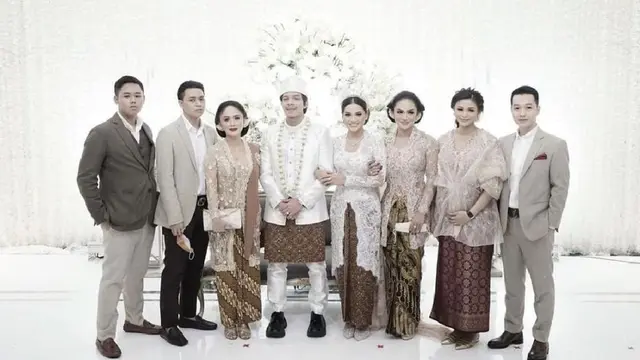 7 Potret Kedekatan Atta Halilintar dan Yuni Shara, Sudah Akrab