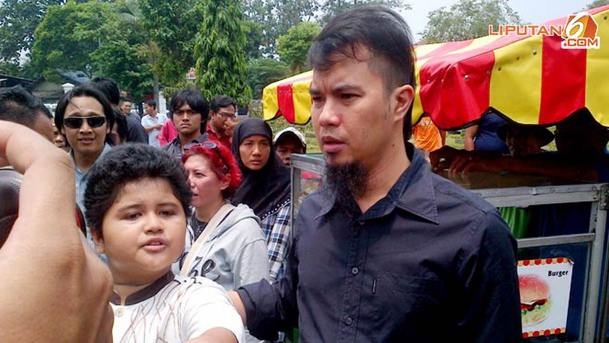 Dhani Jadi Bapak Asuh Putra Roby Korban Lancer Maut Dul News