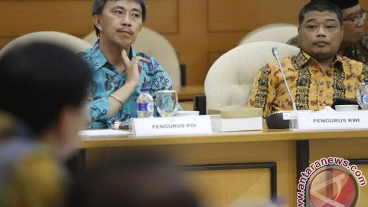 Koordinator Tepi Jerry Sumampouw