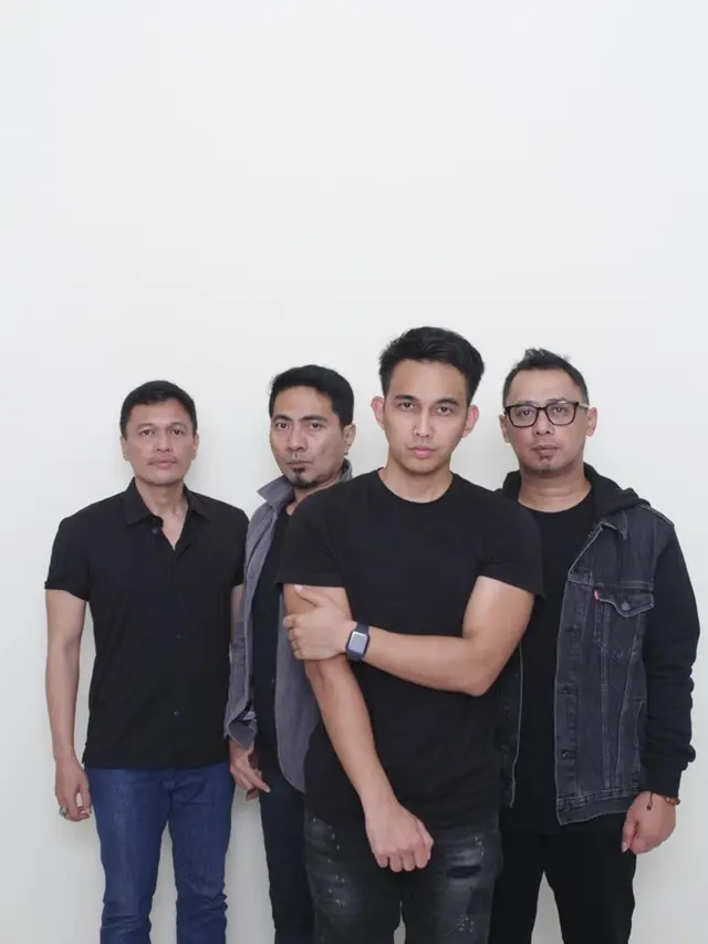 ADA Band Bersama Indra Sinaga