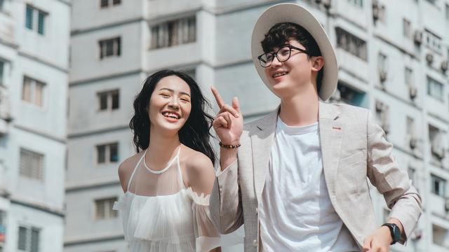 Ilustrasi pasangan bahagia