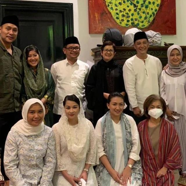 6 Momen Pengajian 40 Hari Meninggalnya Maura Magnalia Anak Nurul Arifin