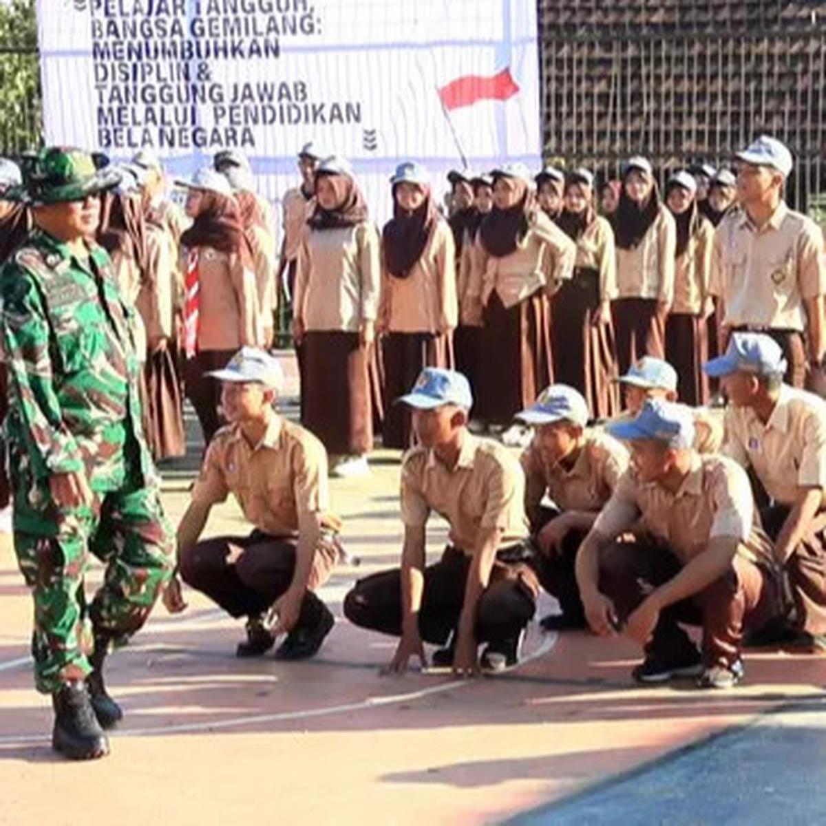 Didik Kedispilinan, 21 Anggota TNI Terjun Langsung ke SMA di Sukabumi