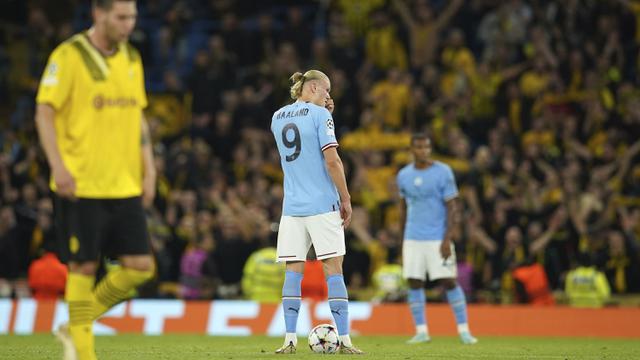 Foto: Erling Haaland Cetak Gol Kung Fu ke Gawang Dortmund dan Bawa Man City Menang Comeback di Liga Champions