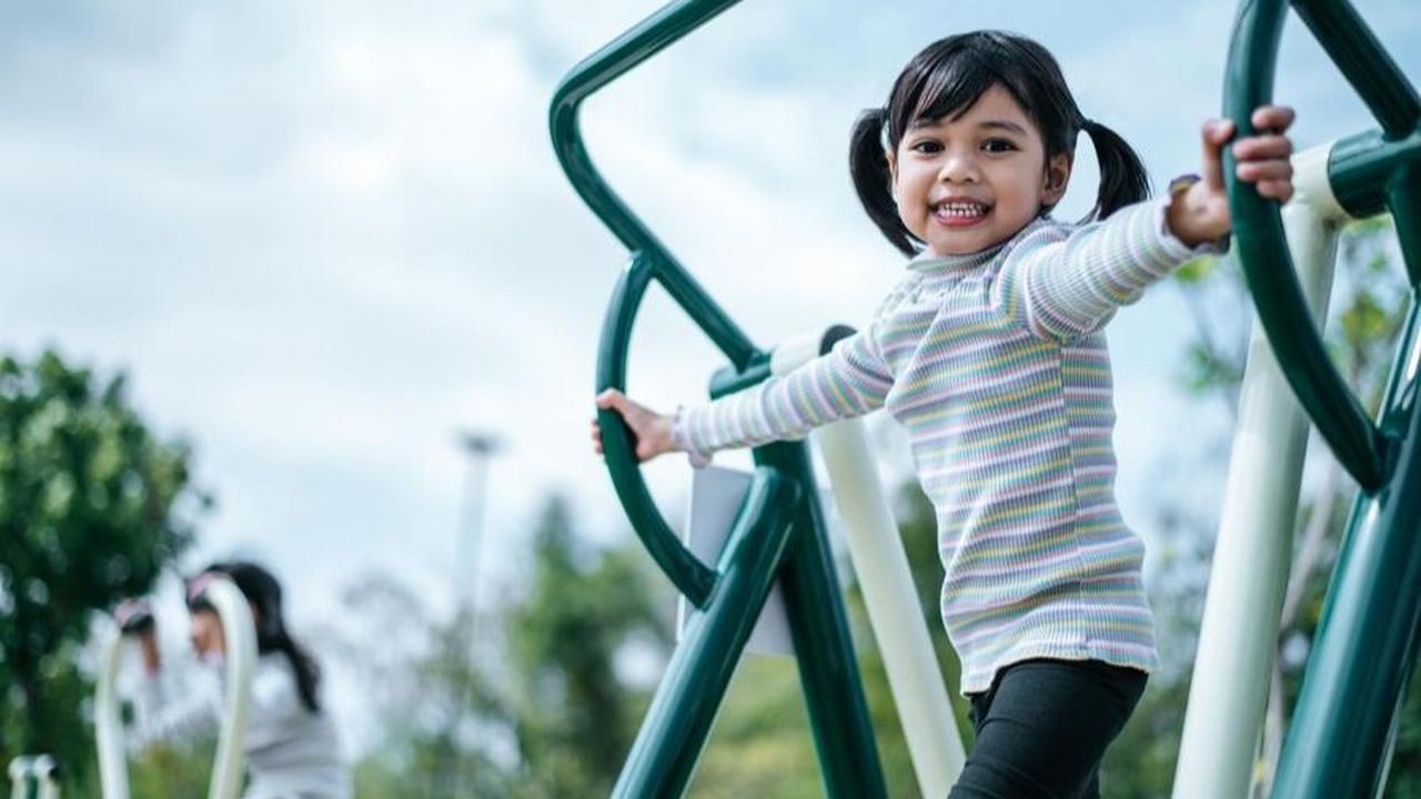 2.&nbsp;Perkenalkan Anak pada Lingkungan Luar