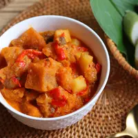 Resep krecek kerupuk kulit tahu./Copyright shutterstock.com/g/E+Dewi+Ambarwati