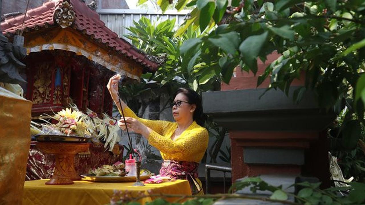 Hari Raya Galungan. ©2020 Liputan6.com/Herman Zakharia