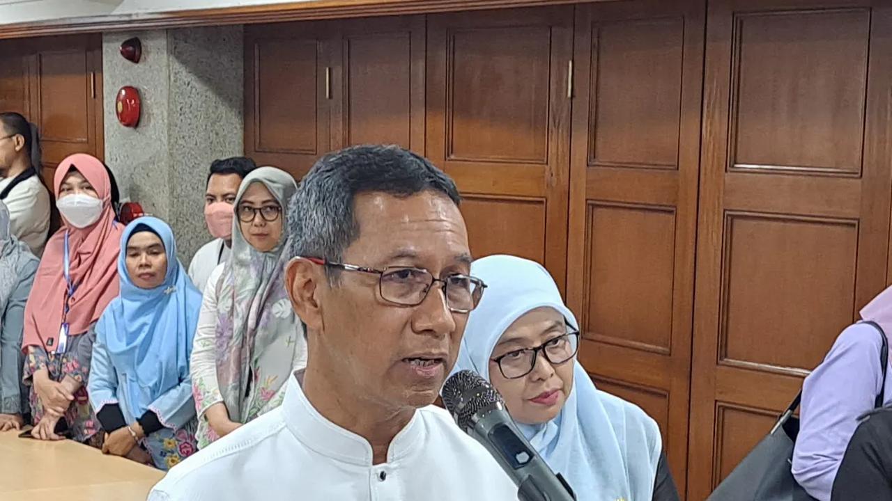 Momen ASN Izin ke Pj Gubernur DKI Jakarta untuk Hapus Foto Bareng Anies di Medsos