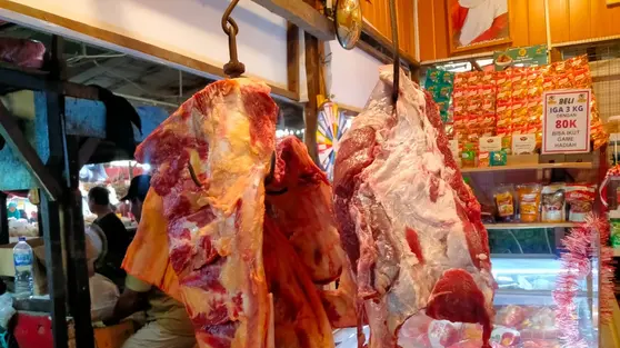 Harga Telur Mulai Turun, Daging Sapi Masih Rp 150 Ribu Sekilo di Pasar Kebayoran Lama