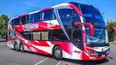 New Armada Skylander DD merupakan bus double decker keluaran New Armada. Bus ini memiliki penampilan yang sangat mencerminkan bus Eropa berkat absennya panel pemisah antara kaca depan atas dan bawah. (Source: awansan.com)
