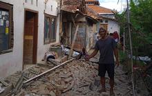 Update Dampak Gempa Darat Batang: 240 Rumah Rusak, 13 Orang Luka-Luka