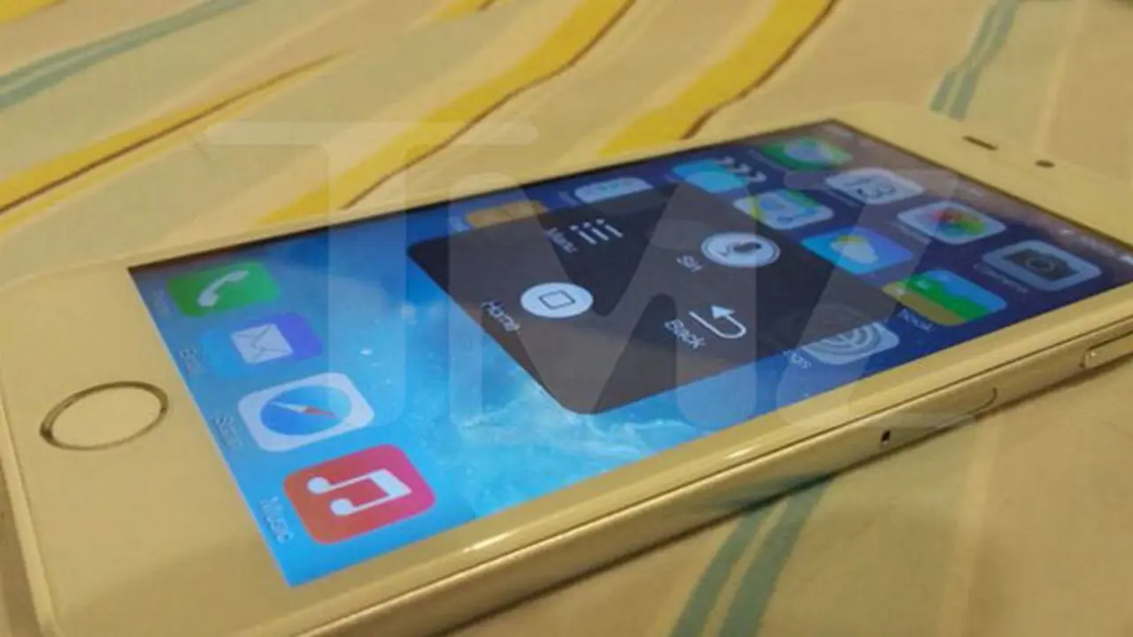 Karyawan Foxconn Selundupkan iPhone 6