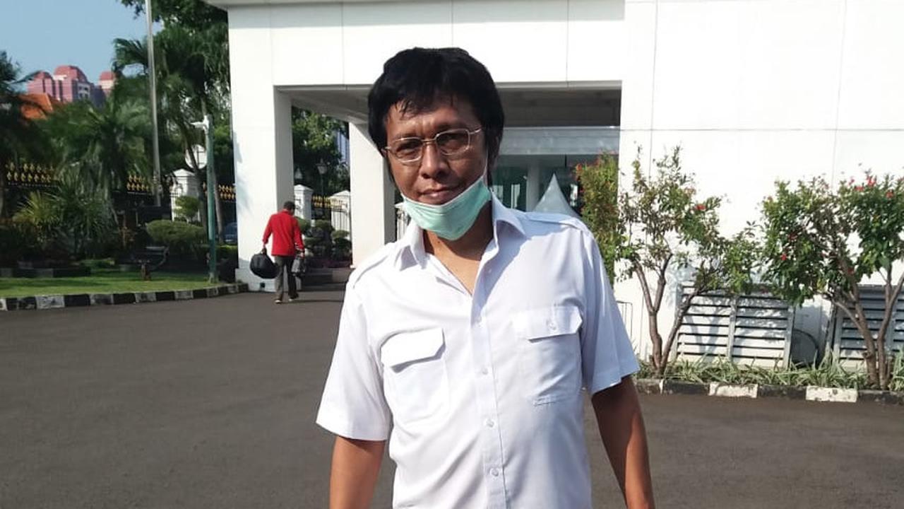 VIDEO: Adian Napitupulu PDIP Tegas "Jika Negara Kekurangan Uang, Jangan Naikkan Pajak!"